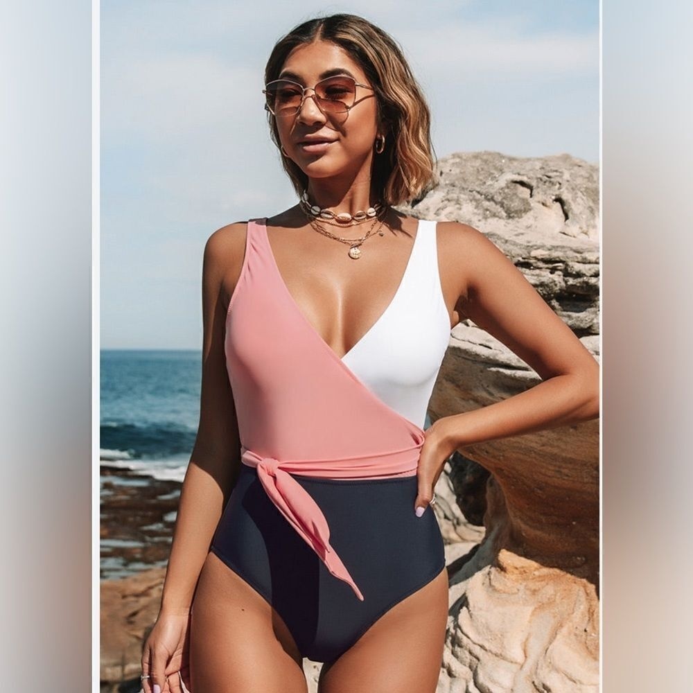 Cupshe‎ Encounter Under The Waves Surplice Knotted Colorblock Swimsuit Small NWT